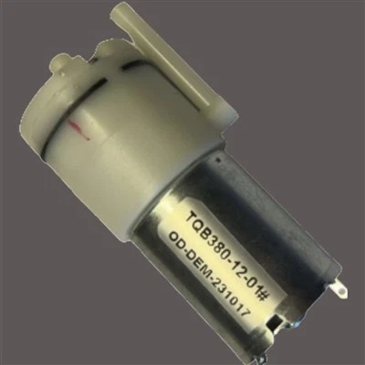 Motor de DC pequeño de 3.7V